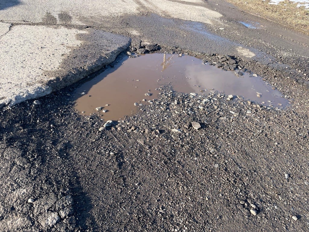 New data shows $406 average vehicle repair cost for pothole damage in 2022