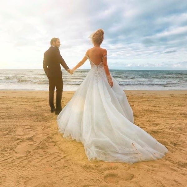 AAA experts take the stress out of destination weddings and honeymoon planning